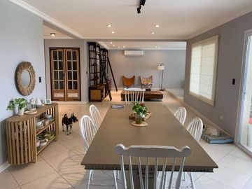 CASA EN VENTA, 6 AMBIENTES, SAN SEBASTIAN, AREA 10
