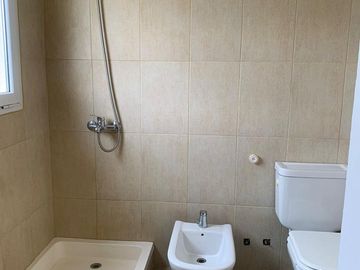 CASA EN VENTA, 6 AMBIENTES, SAN SEBASTIAN, AREA 10