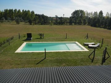 Casa en venta - 3 Dormitorios 3 Baños - Cocheras - 10.071Mts2 - La Macarena, Exaltación de la Cruz
