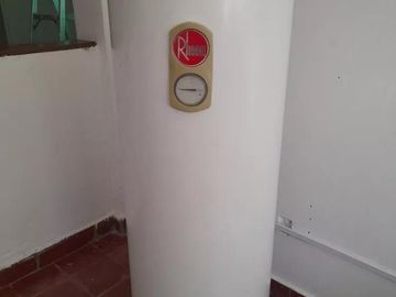 Departamento en venta - 3 Dormitorio 1 Baño - Cochera - 74Mts2 - Lanús
