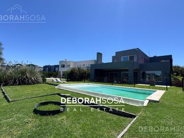 Casa en Venta 5 ambientes al Agua - El Cantón Escobar