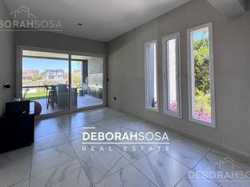Casa en Venta 5 ambientes al Agua - El Cantón Escobar