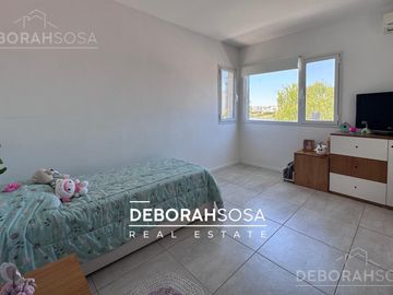 Casa en Venta 5 ambientes al Agua - El Cantón Escobar
