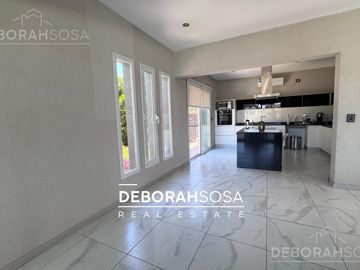 Casa en Venta 5 ambientes al Agua - El Cantón Escobar
