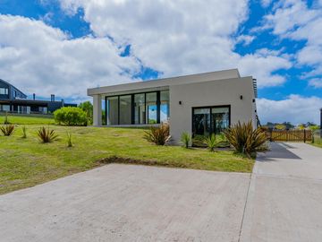 Casa 4 amb en Barrancas San Benito