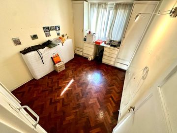DEPARTAMENTO 4 AMBIENTES CON DEPENDENCIA EN MONSERRAT VENTA