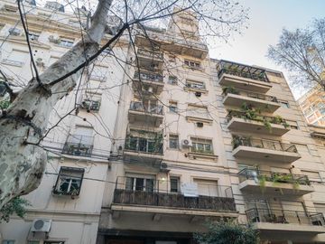 Venta Departamento 3 ambientes excelente estado en Recoleta.