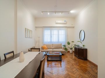Venta Departamento 3 ambientes excelente estado en Recoleta.