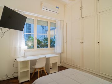 Venta Departamento 3 ambientes excelente estado en Recoleta.