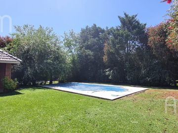 Casa en  El Ombu