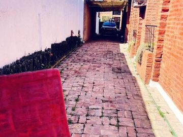 CASA DE 4 AMB  SOBRE LOTE DE 8,66X35