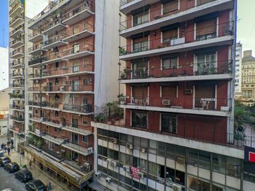 Departamento en Marcelo T de Alvear al 1200 - 5to piso - Amoblado para Airbnb