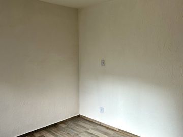 CASA EN VENTA CON SEGURIDAD EN JARDINES BELLAVISTA, TLALNEPANTLA DE BAZ