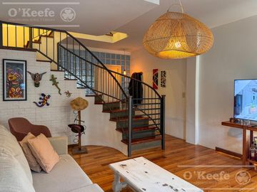 Triplex en venta de 4 ambientes en Bernal Centro