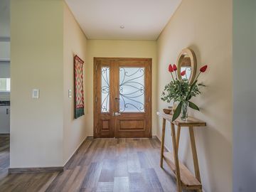 Casa 4 ambientes en Venta. Club de campo La Concepción Lujan