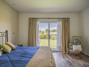 Casa 4 ambientes en Venta. Club de campo La Concepción Lujan