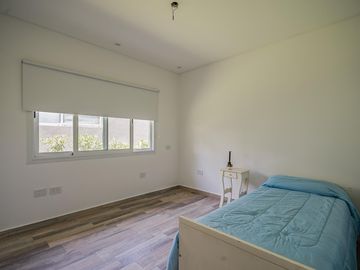 Casa 4 ambientes en Venta. Club de campo La Concepción Lujan