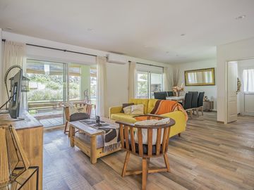 Casa 4 ambientes en Venta. Club de campo La Concepción Lujan