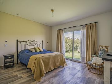Casa 4 ambientes en Venta. Club de campo La Concepción Lujan