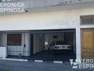 Dos casas en venta, en bloque - Haedo Norte