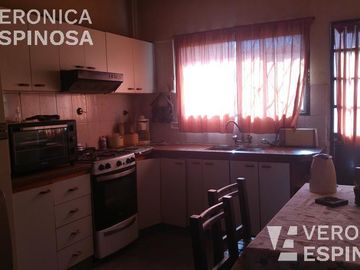 Dos casas en venta, en bloque - Haedo Norte