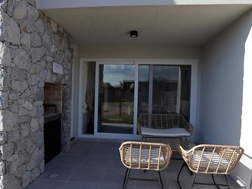 Departamento en  Green Boero con parrilla propia