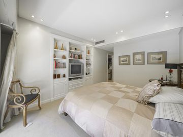 alq. con muebles - 2 DORMITORIOS EN SUITE - valor del alquiler    expensas