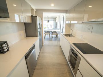 Departamento con vista única!!! Edificio Brisa Fundar, 3 dormitorios, con amenities!!!