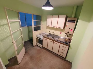 DEPARTAMENTO 2 AMBIENTES APTO PROFESIONAL EN BARRACAS VENTA