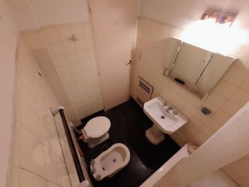 DEPARTAMENTO 2 AMBIENTES APTO PROFESIONAL EN BARRACAS VENTA