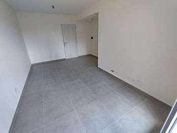 Departamento en venta 2 dormitorio Rosario Centro - Cochera y Patio