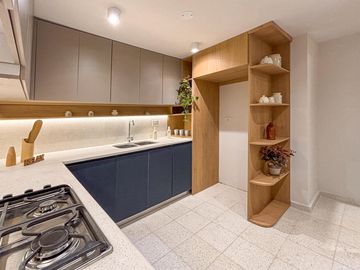 Casa reciclada de 3 dormitorios con patio de oportunidad