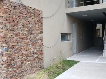 Departamento en venta de 4 ambientes en Complejo Las Piedras, Castaños, Nordelta.