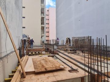 Venta Departamento, Piso Completo, 4 Ambientes, Cochera y Balcón Terraza en Construcción, Colegiales