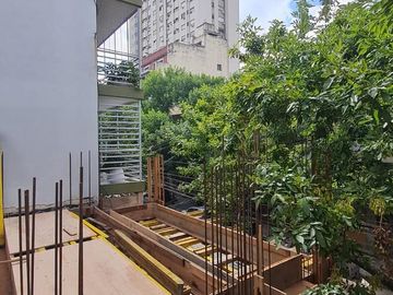 Venta Departamento, Piso Completo, 4 Ambientes, Cochera y Balcón Terraza en Construcción, Colegiales