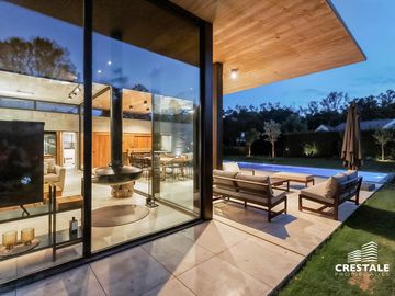 Venta casa Kentucky barrio cerrado Funes