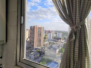 Venta Dpto. 4 Amb. Avellaneda Centro