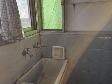 Venta Dpto. 4 Amb. Avellaneda Centro