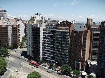 Venta Departamento 2 Dormitorios con balcon  Av. Lugones 72 a estrenar Nueva Cba
