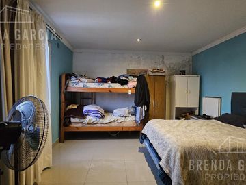 Casa en Dos Plantas En Venta En Colon Entre Ríos.