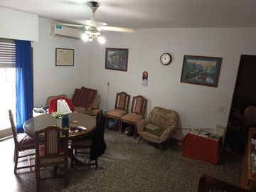Departamento en venta - 2 Dormitorios 1 Baño - 96Mts2 - Parque Patricios