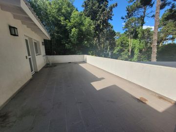 Casa en  zona golf Nuevo