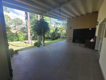 Casa en  zona golf Nuevo