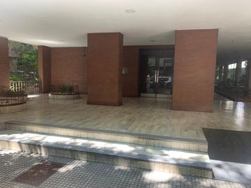 Departamento en  venta de 3 amb, refaccionado, edificio de excelente calidad