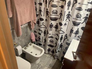 Departamento en  venta de 3 amb, refaccionado, edificio de excelente calidad