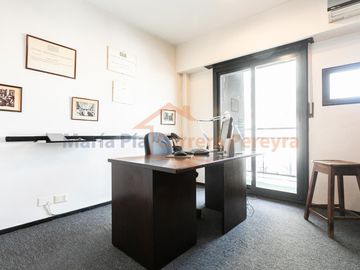VENTA DEPARTAMENTO U OFICINA 4 AMBIENTES CON  COCHERA Y SEGURIDAD MITRE 1221