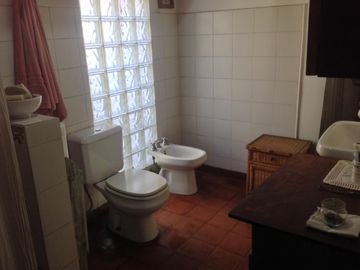 Casa en venta - 2 Dormitorios 2 Baños - Cochera - 1.627Mts2 - Del Viso