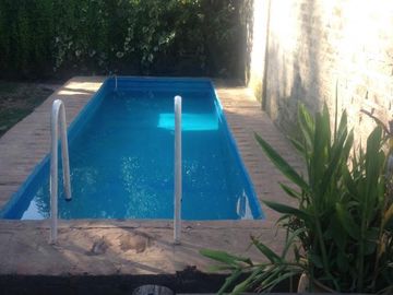 Casa en venta - 2 Dormitorios 2 Baños - Cochera - 1.627Mts2 - Del Viso