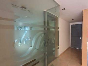 Departamento monoambiente en primer piso en Lomas de Zamora