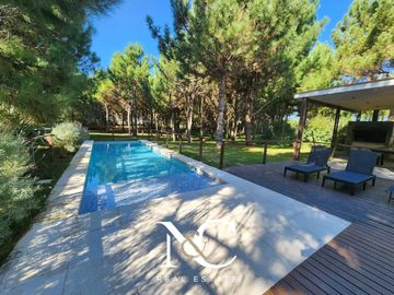 Casa en Venta en Costa Esmeralda con Gas Natural